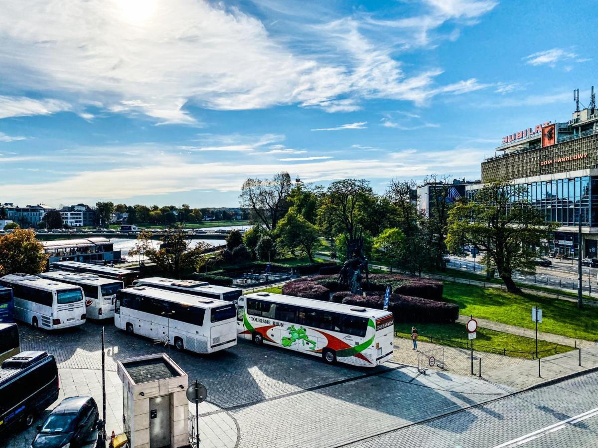 Apartment Next To Wawel Castle, Vistula River & Old Town Cracow クラクフ エクステリア 写真