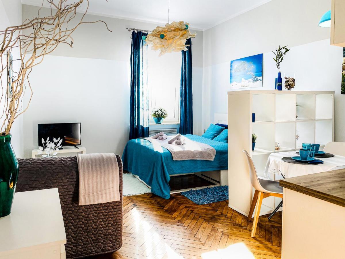 Apartment Next To Wawel Castle, Vistula River & Old Town Cracow クラクフ エクステリア 写真