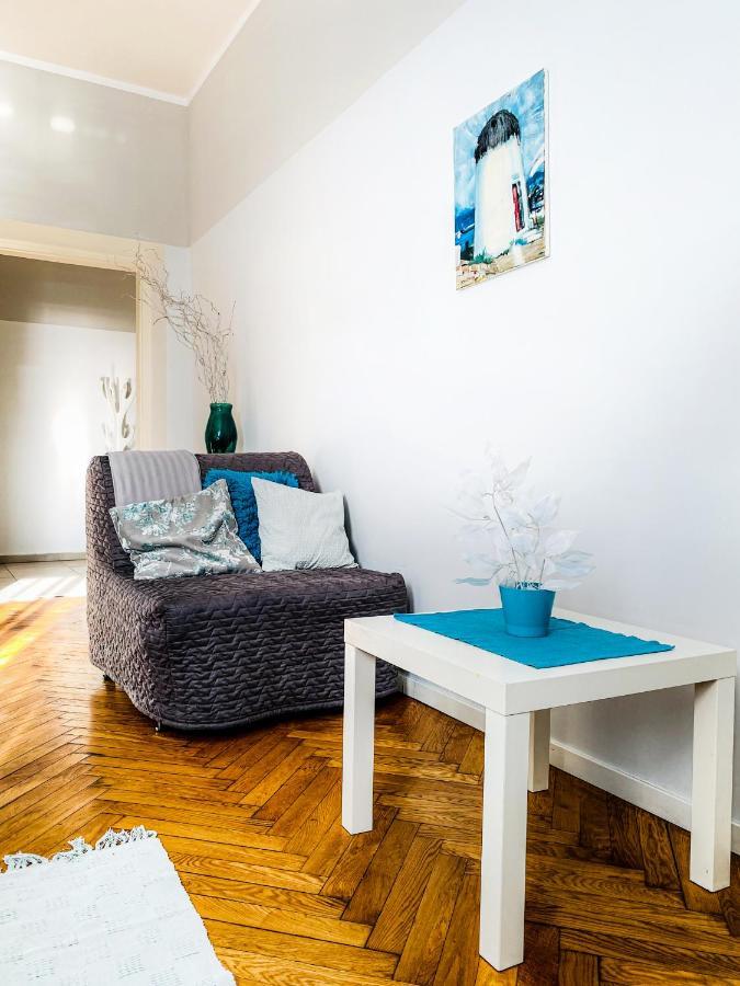Apartment Next To Wawel Castle, Vistula River & Old Town Cracow クラクフ エクステリア 写真