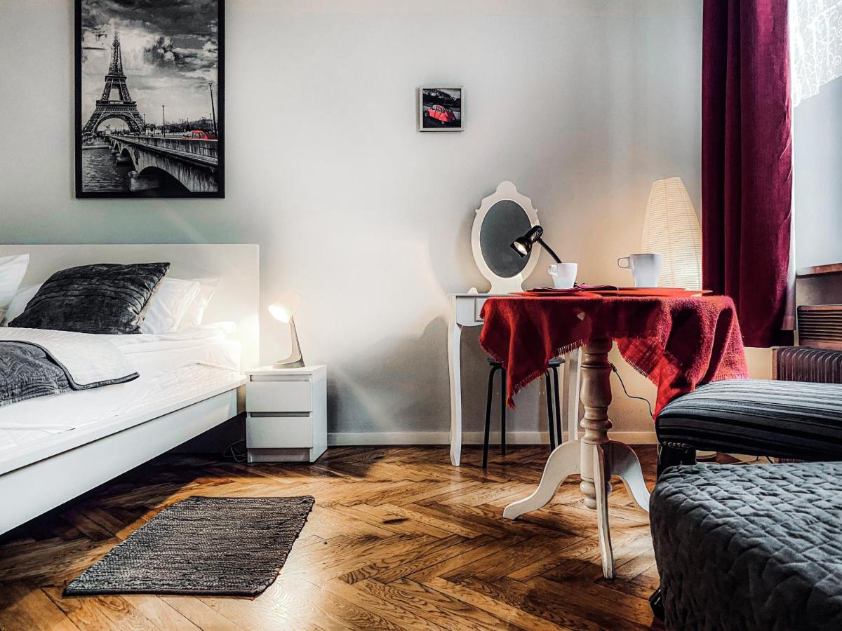 Apartment Next To Wawel Castle, Vistula River & Old Town Cracow クラクフ エクステリア 写真