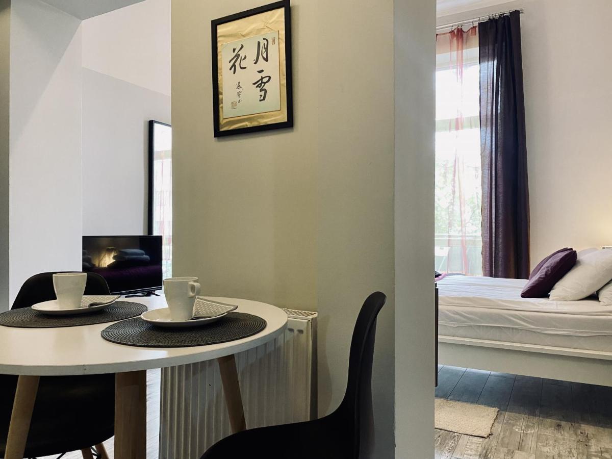 Apartment Next To Wawel Castle, Vistula River & Old Town Cracow クラクフ エクステリア 写真